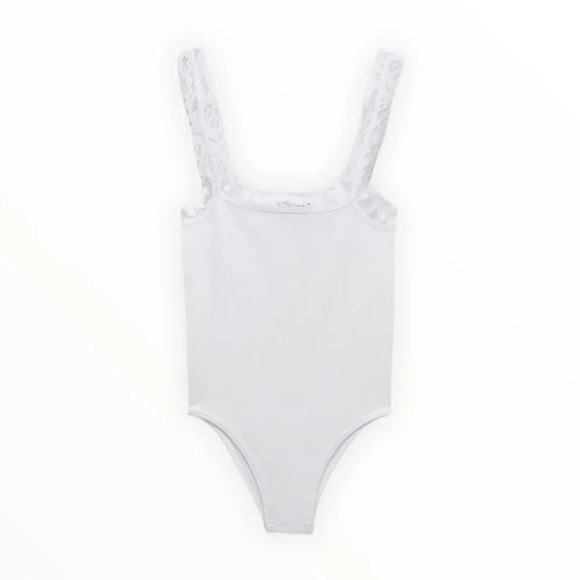 ZARA | White | SEAMLESS BODYSUIT WITH LACE TRIM - Picture 3 of 9